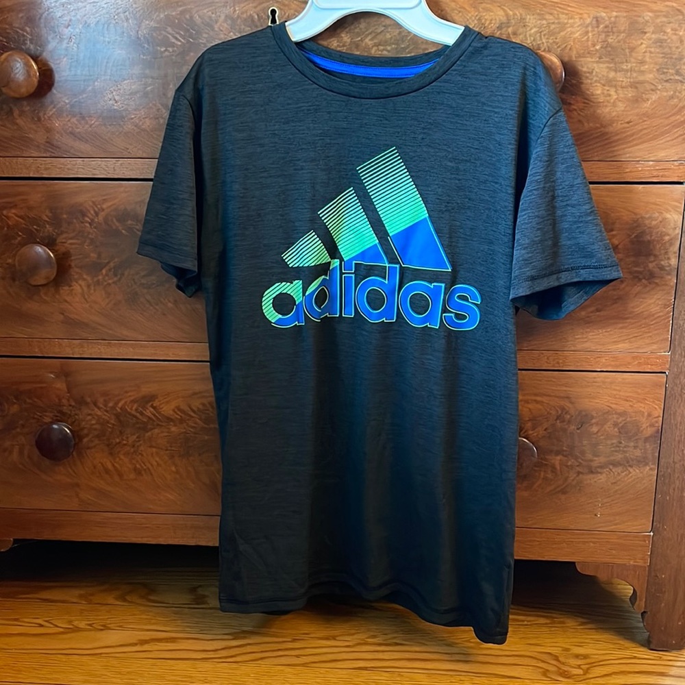 Boy’s Adidas t-shirt